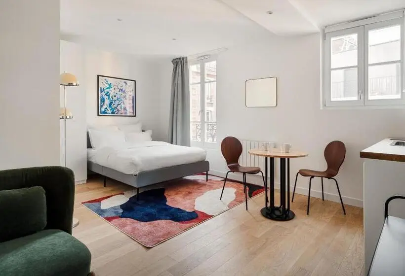Superior-studio, Emilie Homes   Clichy