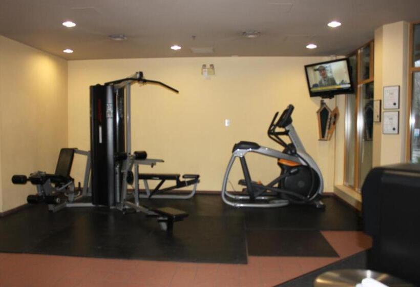 استودیوی سوپریور, 109 Per Night Cascade Lodge Suite Pool 2 Hot Tubs Sauna Gym