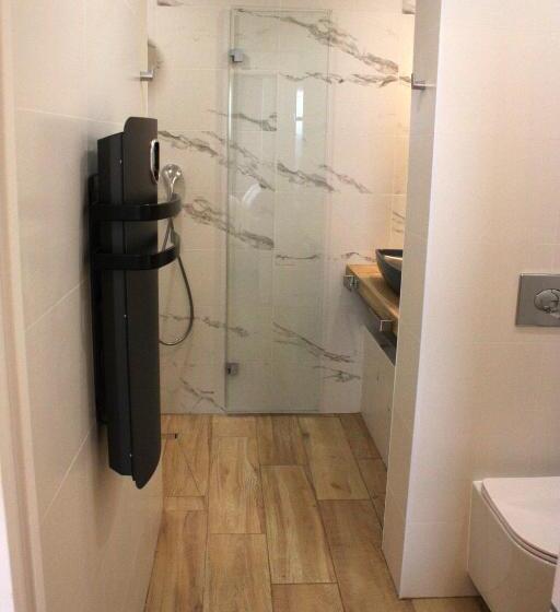 스탠다드 룸 킹사이즈 침대, L Escale De Beauregard