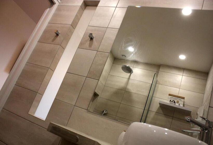 스탠다드 룸 가든 전망, L Escale De Beauregard