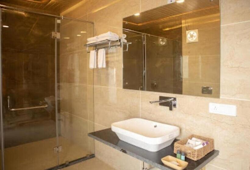 جناح سوبيريور, Ranthambhore Pride