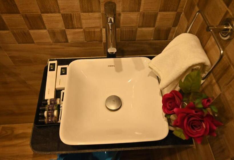 デラックスルーム, Swet Palash Resort