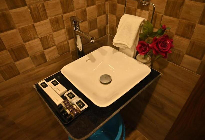 デラックスルーム, Swet Palash Resort