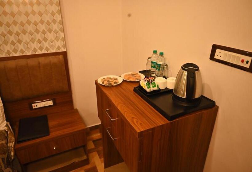 プレミアムルーム, Swet Palash Resort