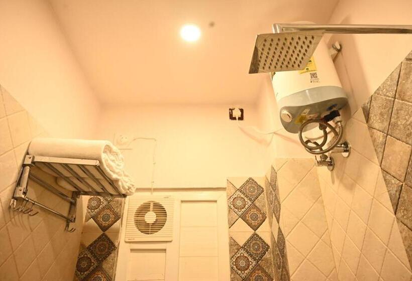 ロイヤルスイート, Swet Palash Resort