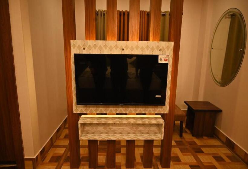 クラブルーム, Swet Palash Resort