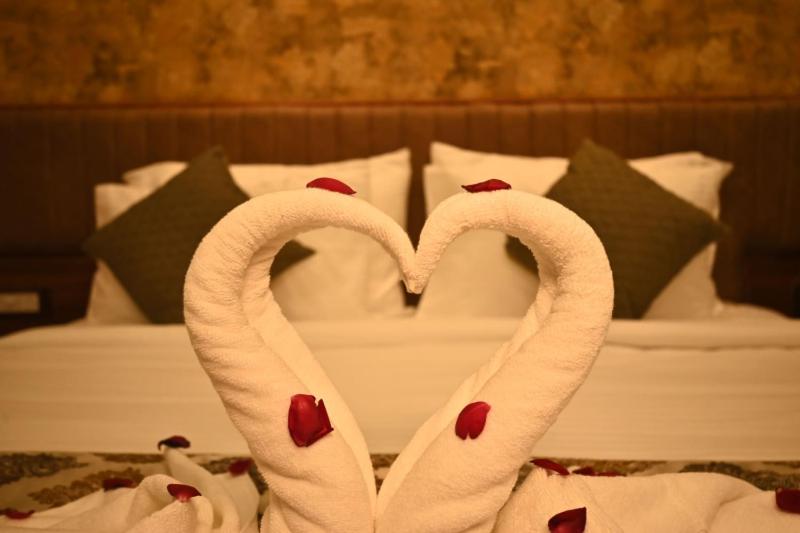 クラブルーム, Swet Palash Resort