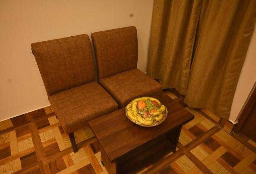 プレミアムルーム, Swet Palash Resort