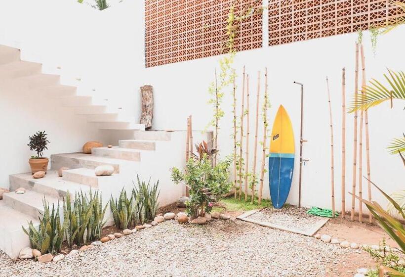 プールビュースタンダードルーム, Casa Kaî Hotel Boutique