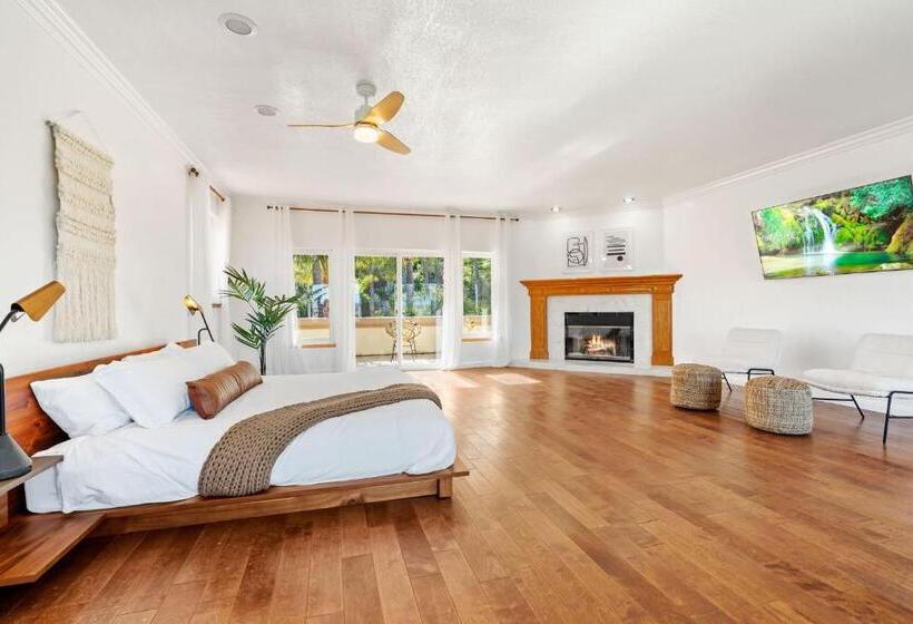 דירת חדר, Edna Terrace By Fieldtrip Resort Style Estate With Pool Spa Meditation Game Room