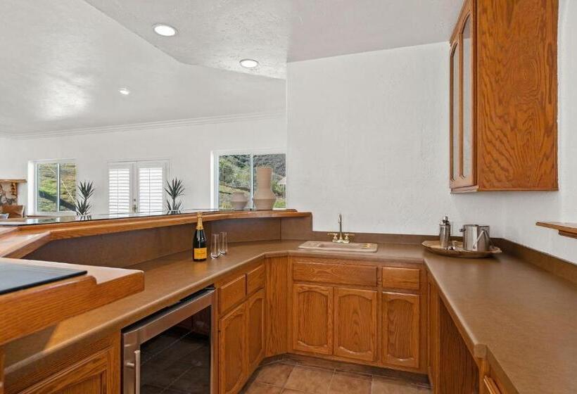 דירת חדר, Edna Terrace By Fieldtrip Resort Style Estate With Pool Spa Meditation Game Room