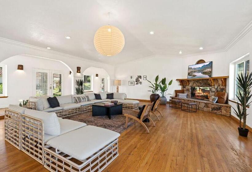 דירת חדר, Edna Terrace By Fieldtrip Resort Style Estate With Pool Spa Meditation Game Room