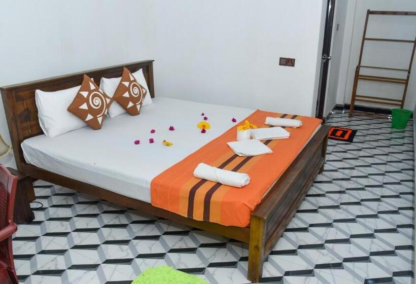 Standard Room, Prem Nadee Homestay