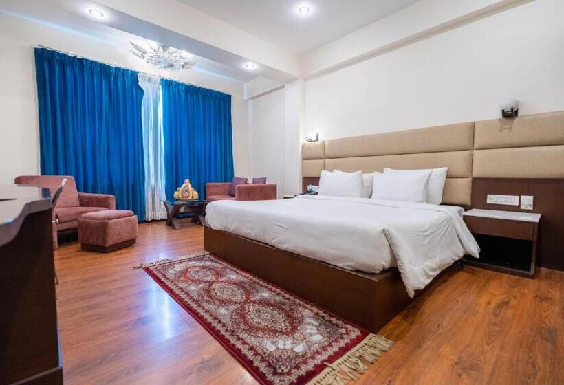 سوییت با چشم‌انداز کوه, The Countryside Resorts