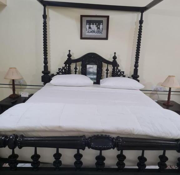 小型套房, Umaid Mahal Palace