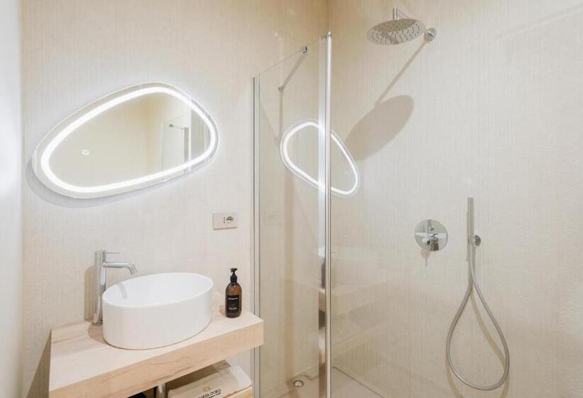 带大床的标准间, Porta D Oro Charming House Ii & Spa