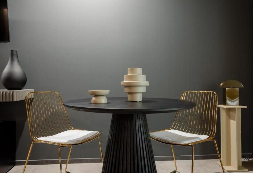 带按摩浴盆的套房, Porta D Oro Charming House Ii & Spa