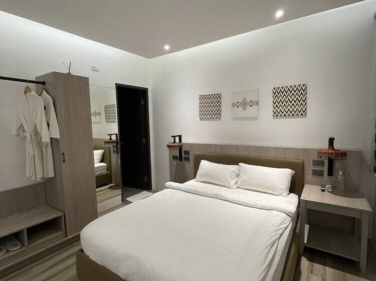 اتاق خانوادگی, Asaricha Tropical Beach Resort