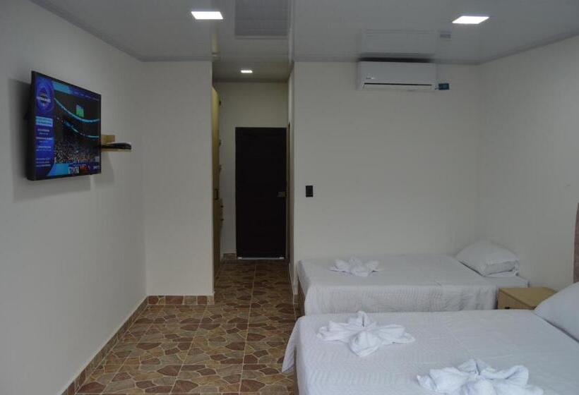 غرفة ديلوكس ثلاثية, Guacamayas Resort Vacation