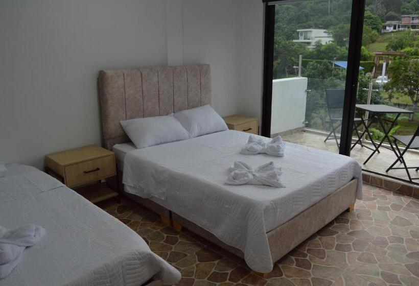 غرفة ديلوكس ثلاثية, Guacamayas Resort Vacation