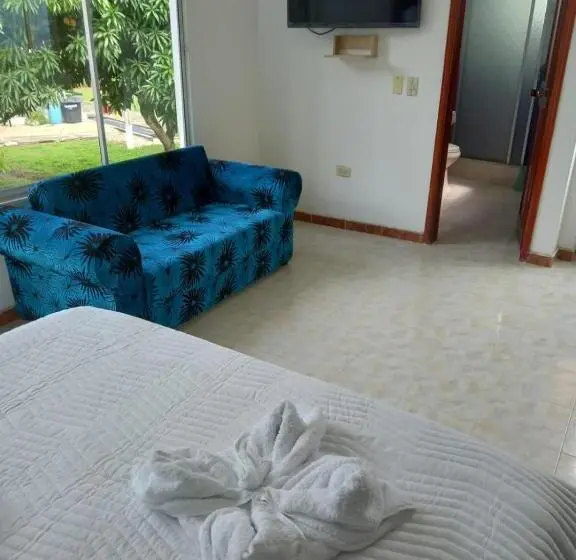 デラックスの4人部屋, Guacamayas Resort Vacation