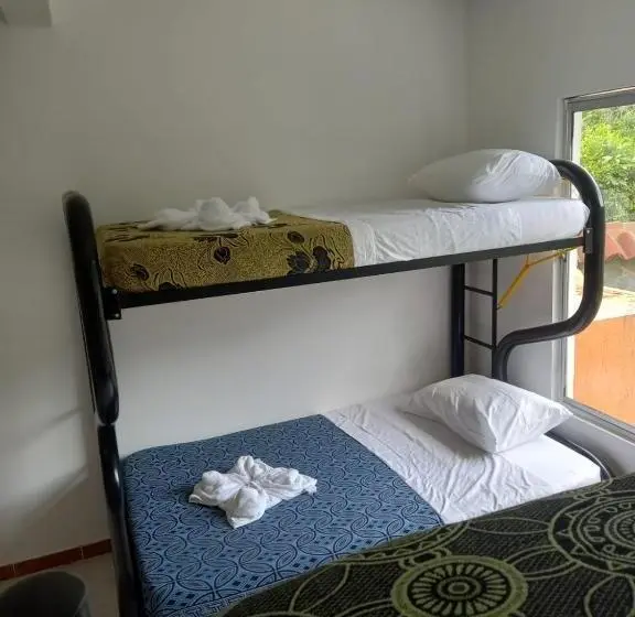 浴室共有スタンダード4人用ルーム, Guacamayas Resort Vacation