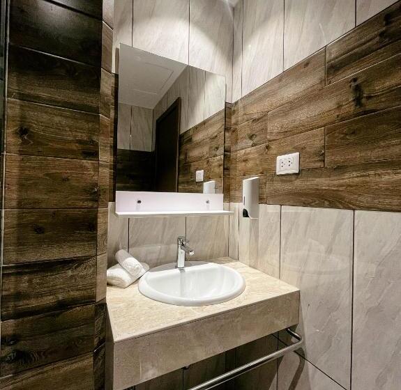 اتاق استاندارد, De Turistas Iquitos