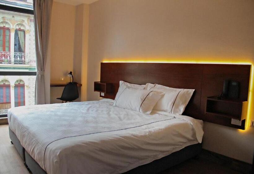 اتاق استاندارد, De Turistas Iquitos