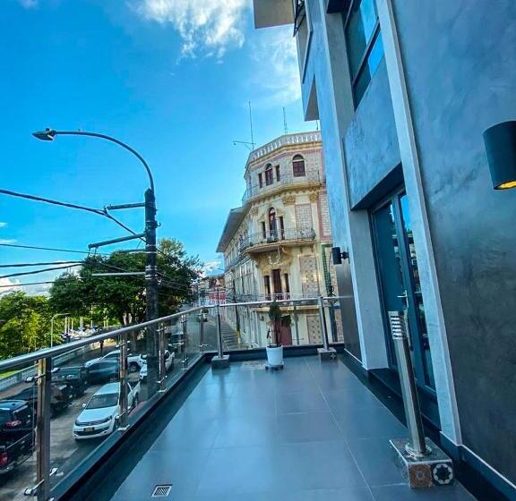 سوییت, De Turistas Iquitos