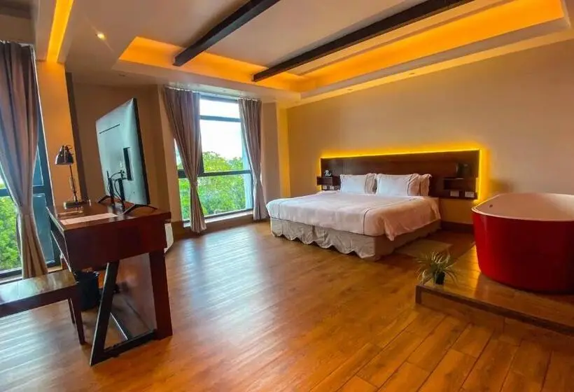Sviitti, De Turistas Iquitos