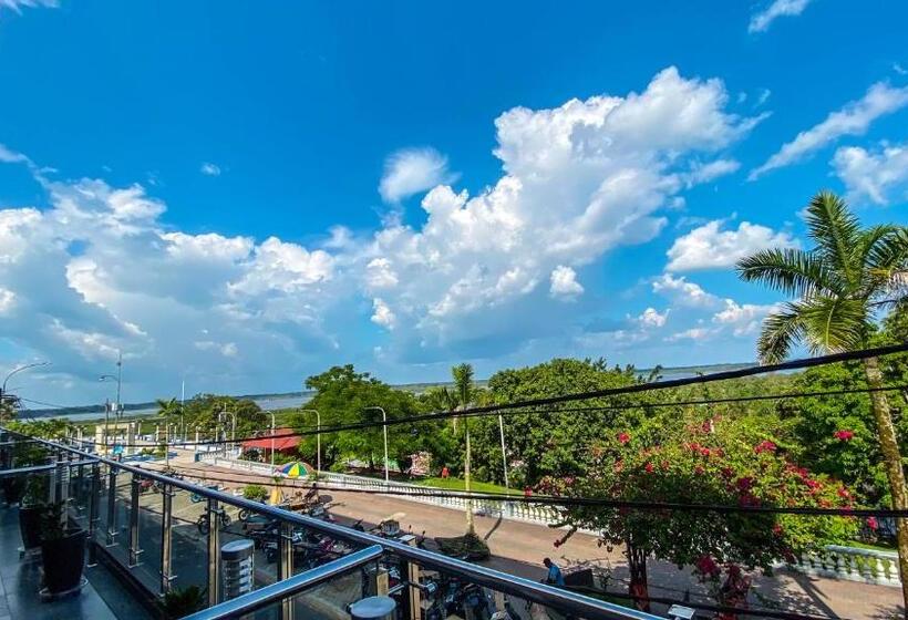 سوییت, De Turistas Iquitos