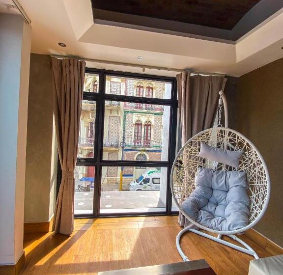 سوییت, De Turistas Iquitos