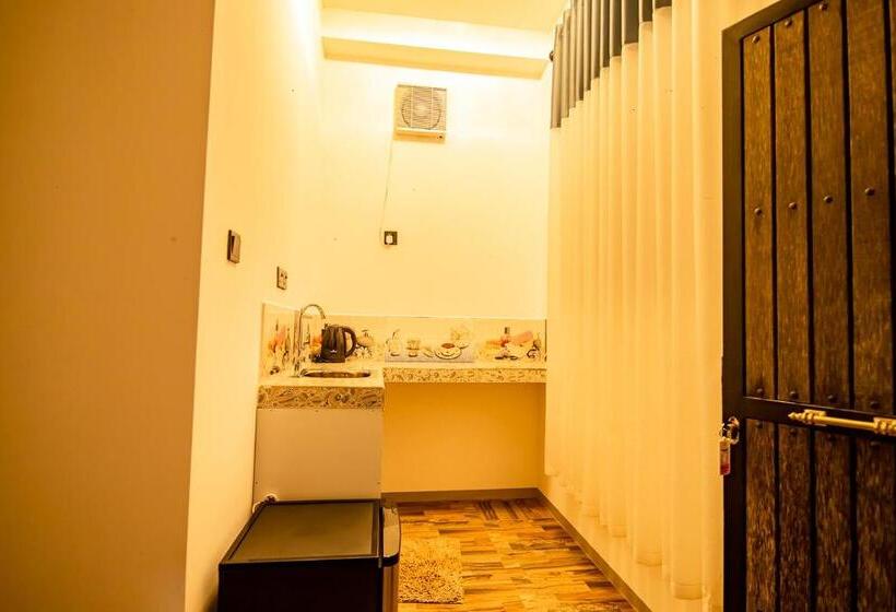 غرفة قياسية سرير كينج, Moon River Villa