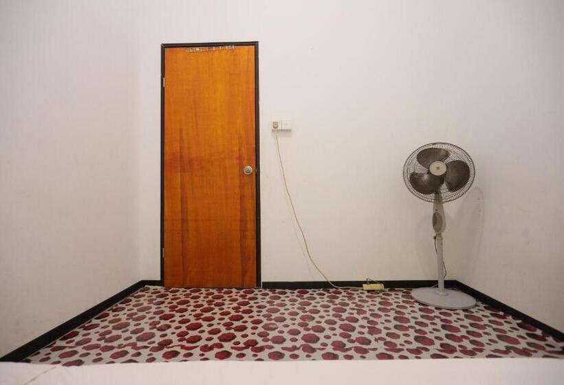 غرفة إقتصادية, Spot On 93446 Penginapan Mak Yes