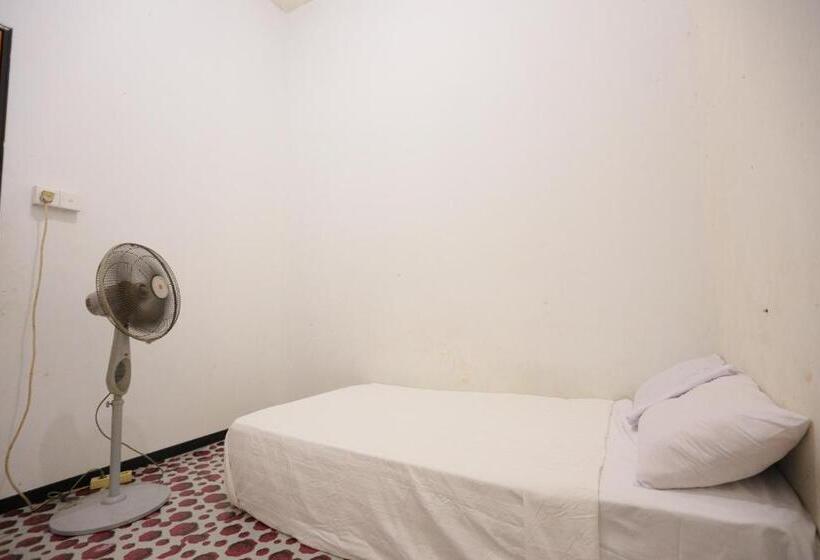 غرفة إقتصادية, Spot On 93446 Penginapan Mak Yes