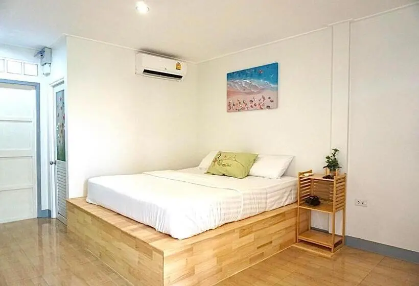 Standard-huone, The Kn Kohlarn Resort