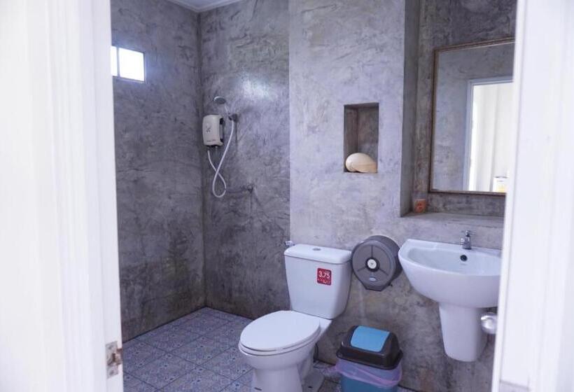 اتاق خانوادگی, The Kn Kohlarn Resort
