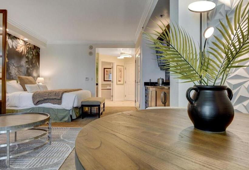 스탠다드 스튜디오 킹침대, Jewel Suite W/balcony Mgm Signature  23rd Floor Strip View