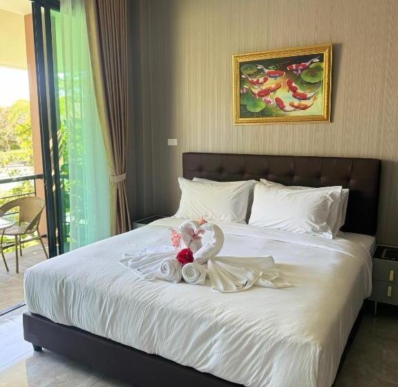 Suite, Seeview Resort