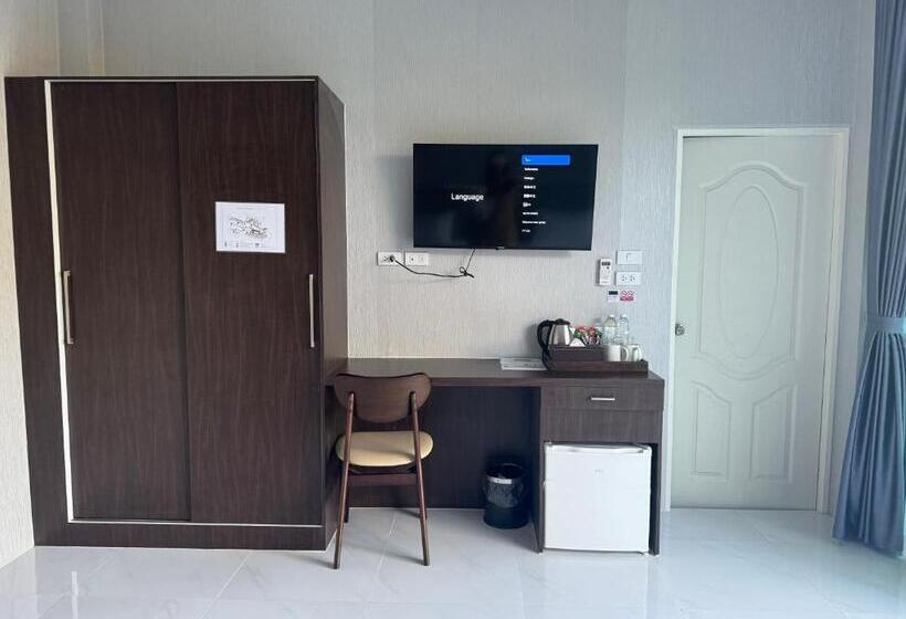 Pokój Deluxe Trzyosobowy, Seeview Resort