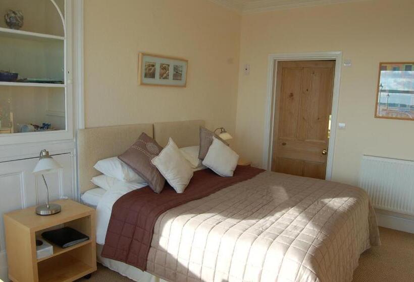 Номер Стандарт Вид на Море, Fron Haul