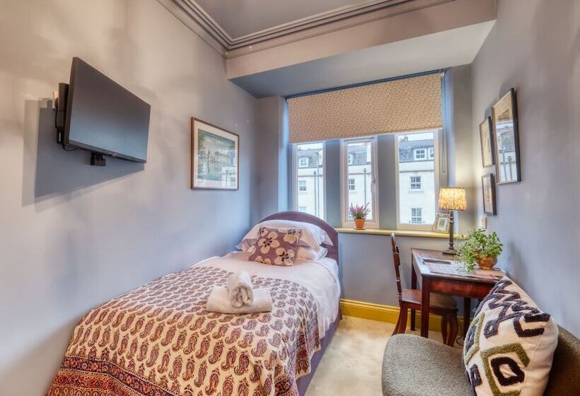 Quarto Estandar Individual, The Bluebell