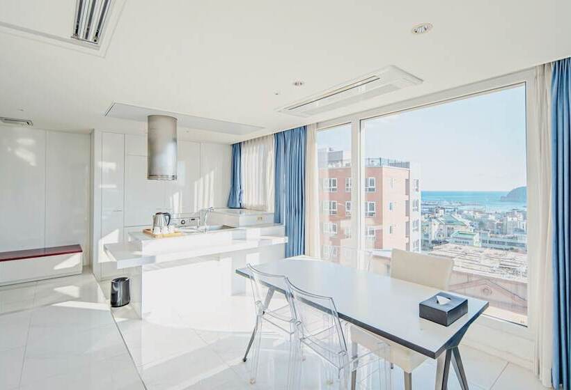 חדר משפחתי, From H Oceanpalace Hotel Jeju