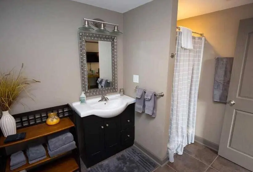 Deluxe-huone King-vuode, Dodici Night Suites