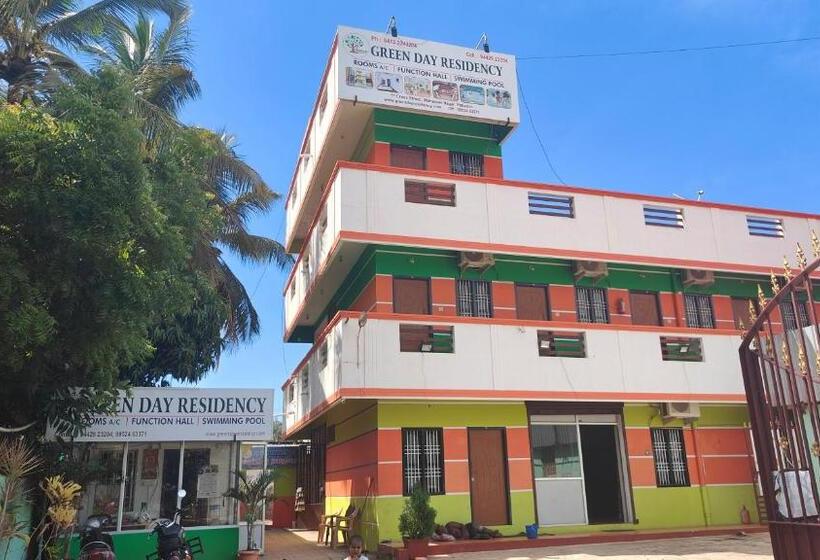 标准间, Greenday Residency