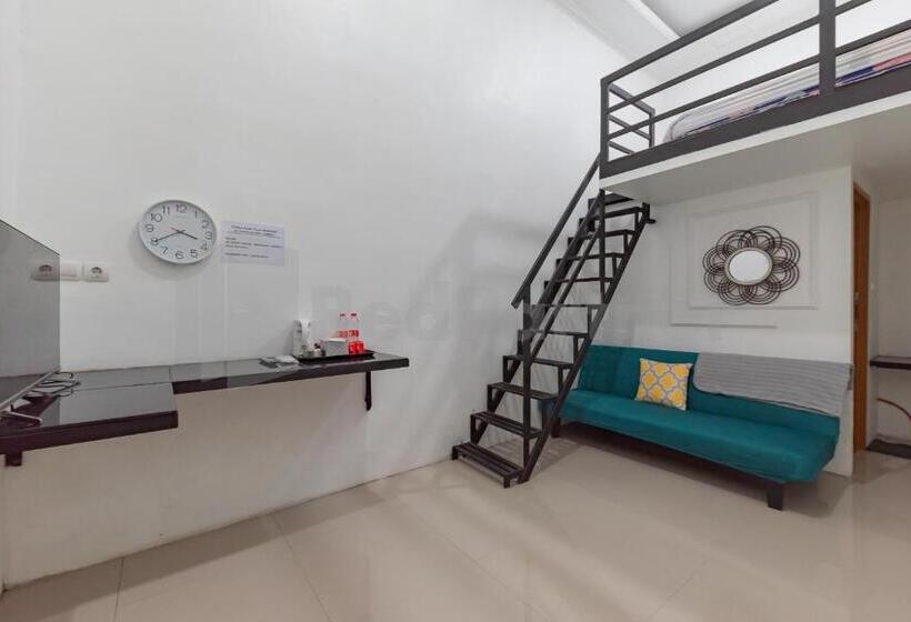 デラックスルーム, Jm Guest House Lamaran Redpartner