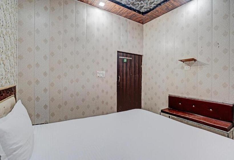 غرفة كلاسيكية ثلاثية, Oyo Krishna Restaurant Near Line Paar