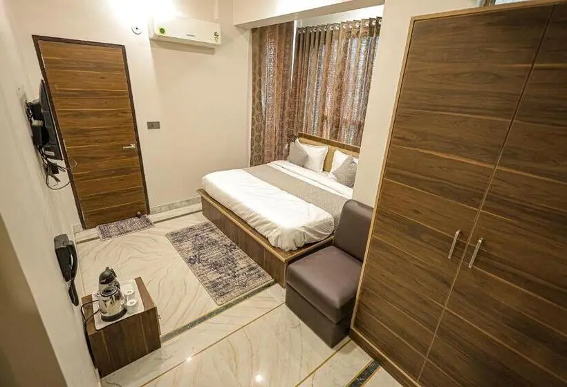 Superior-huone, Fabhotel Pearl Square