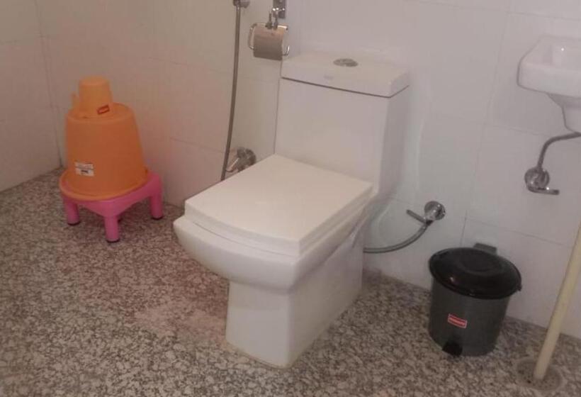 ファミリールーム, Pushkar Mountain Resort