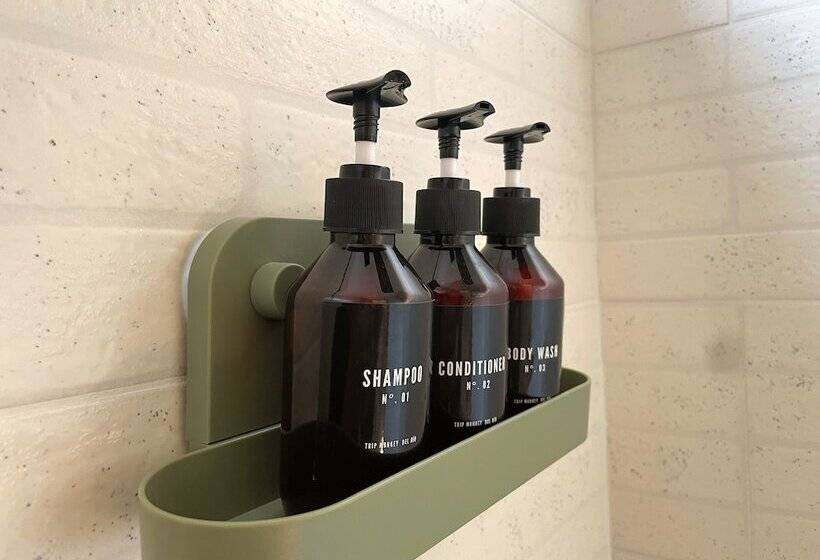 اتاق خانوادگی, Trip Monkey Del Río